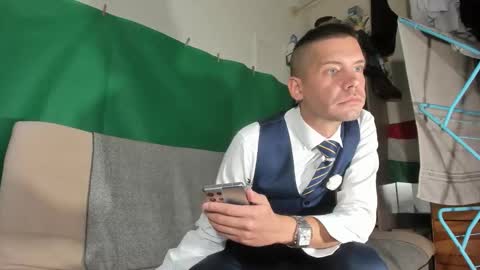 Virg Lszl online show from October 22, 8:36 am