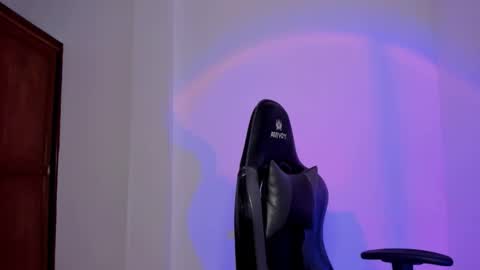 Snapshot of teles10 chatting on October 31, 10:22 pm Teles2023 online show from October 31, 10:22 pm