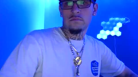 tempsnasty online show from November 9, 5:44 pm