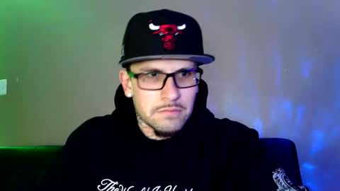 tempsnasty online show from February 4, 8:25 pm