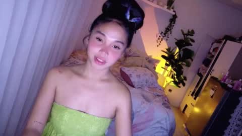 temptessa20 online show from November 16, 3:28 pm