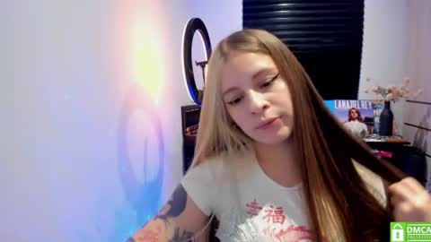 Snapshot of temptressweet chatting on August 1, 11:14 pm Scar online show from August 1, 11:14 pm