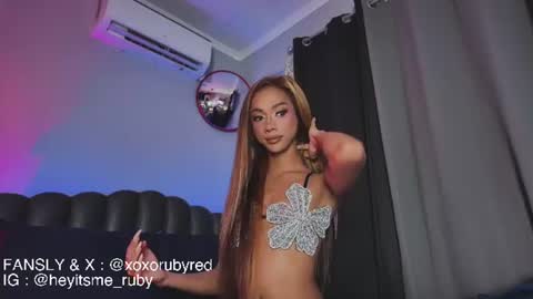 Snapshot of temptressxruby chatting on July 14, 4:23 pm TemptressxRuby online show from July 14, 4:23 pm