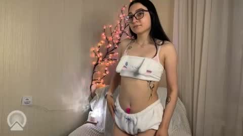 tenderbabe_ online show from June 15, 4:53 pm