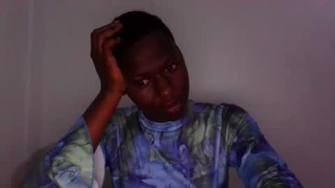 Snapshot of tenderbree chatting on October 27, 9:02 am tenderbree online show from October 27, 9:02 am