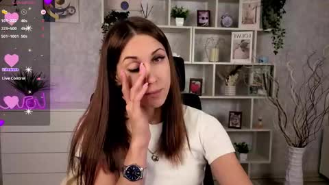 Nelly online show from October 22, 8:52 pm