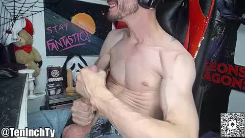 Ty online show from October 31, 4:35 am