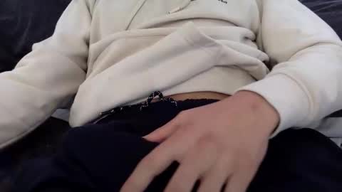 Snapshot of tenvirgn chatting on February 3, 2:44 pm tenvirgn online show from February 3, 2:44 pm