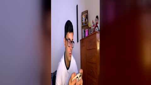 Snapshot of teo_rojas chatting on June 25, 3:17 am Rojas online show from June 25, 3:17 am