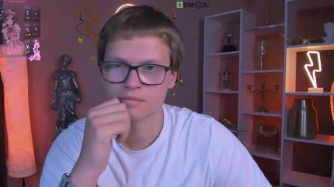 teo_sol online show from May 26, 7:21 pm