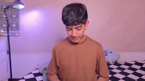 Snapshot of teobuff chatting on February 26, 9:14 pm teo browny online show from February 26, 9:14 pm