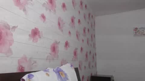 Snapshot of teressa_lovee chatting on September 25, 5:38 pm teressa_lovee online show from September 25, 5:38 pm