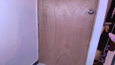 Terra Elowen online show from February 8, 11:24 am