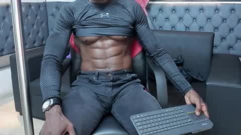 terranze_z online show from December 5, 9:00 pm