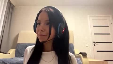 Snapshot of terresastair chatting on November 5, 4:40 pm Demi online show from November 5, 4:40 pm