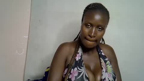 terriam online show from October 28, 12:09 pm