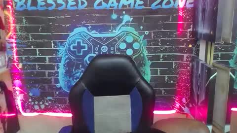 terry_zyzz online show from April 16, 11:55 am