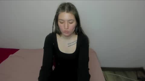 Snapshot of tesa_cute chatting on April 29, 2:15 am tesa online show from April 29, 2:15 am