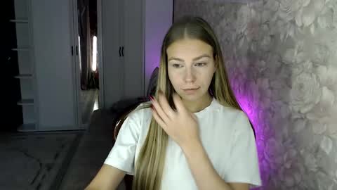 Snapshot of tess_wetyy chatting on October 23, 1:32 pm Violetta Ready for any play with you. Hottest show in pvt  Bitcoin 1P8NuZxsaNsQTx7wJJJ7Ao1mic4nvJPVLC online show from October 23, 1:32 pm