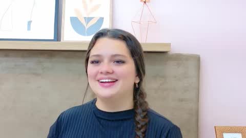 Snapshot of tessa_stones chatting on December 17, 3:12 am tessa stones online show from December 17, 3:12 am