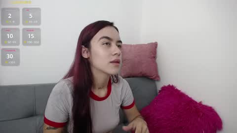 Tessa foxie      online show from May 28, 11:18 am
