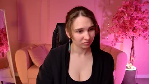 Tessa online show from May 30, 5:26 am