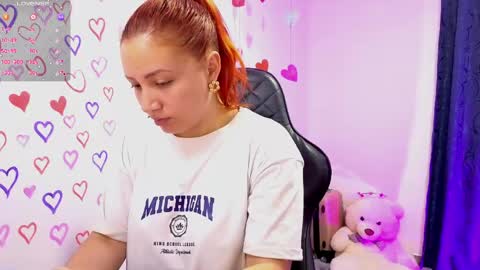 Snapshot of tessawhisnton chatting on April 23, 3:47 pm Tessy online show from April 23, 3:47 pm