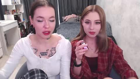 Snapshot of tessawillson chatting on September 19, 9:54 am Tessa online show from September 19, 9:54 am