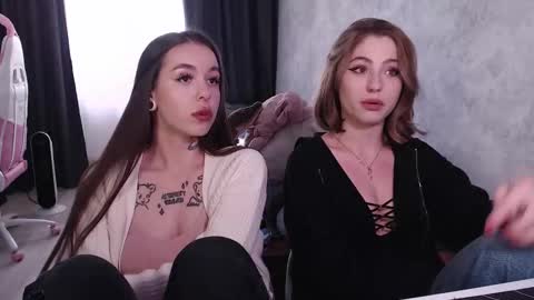 Snapshot of tessawillson chatting on October 3, 10:45 am Tessa online show from October 3, 10:45 am