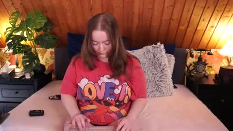 Snapshot of tessawinter chatting on November 22, 11:20 am Tessa online show from November 22, 11:20 am