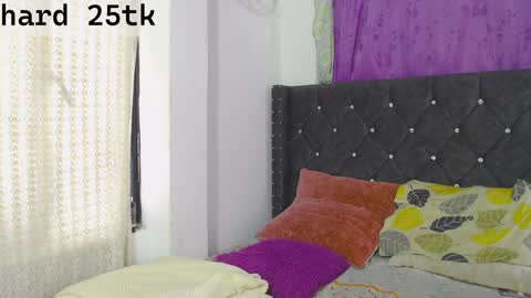 Snapshot of tessayleo_13 chatting on February 2, 3:49 pm tessa y leo online show from February 2, 3:49 pm