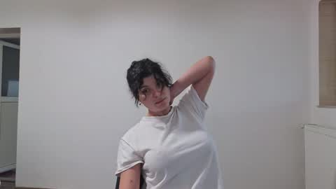 naughty tess online show from December 21, 9:33 am