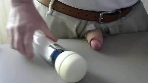 Test the Chat online show from April 9, 6:24 pm