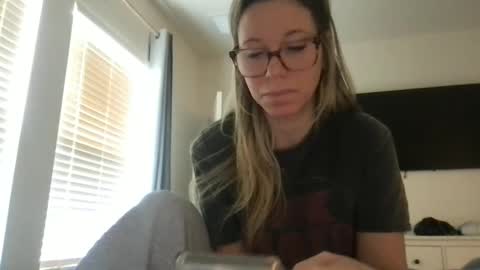 Daphne Summers online show from December 14, 6:34 pm