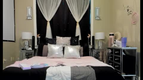 peachy online show from February 15, 10:06 pm