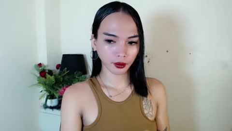 Snapshot of tgirl_jasmine1 chatting on February 23, 11:57 pm Vanessa online show from February 23, 11:57 pm