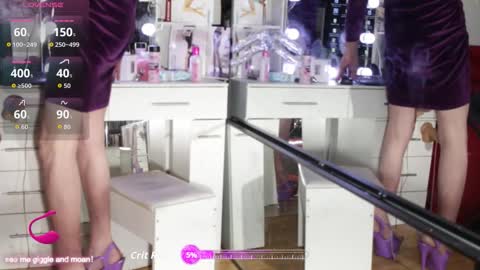 tgirlbelinda online show from November 30, 10:30 am