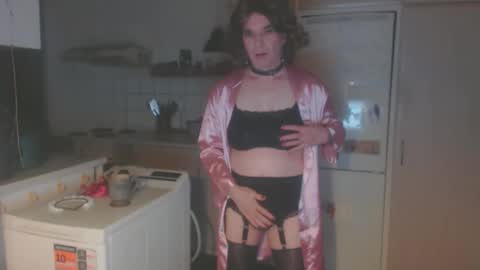 Tgirlsub4DomQ online show from March 30, 4:13 am