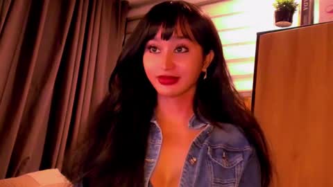 th3r3sa online show from December 3, 2:58 am