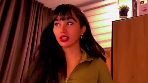 th3r3sa online show from December 10, 1:22 am