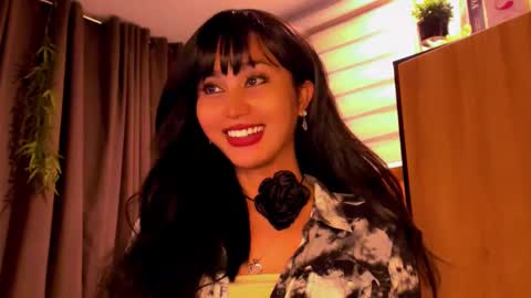 th3r3sa online show from January 12, 1:05 pm