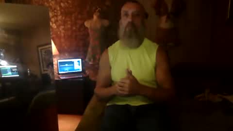 Snapshot of tha_commander69 chatting on December 8, 2:19 pm tha Commander69 online show from December 8, 2:19 pm