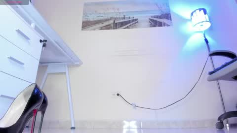 Snapshot of thais_dreams chatting on April 22, 1:01 pm Thais online show from April 22, 1:01 pm