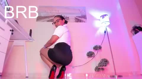 Snapshot of thais_dreams chatting on July 6, 3:03 pm Thais online show from July 6, 3:03 pm