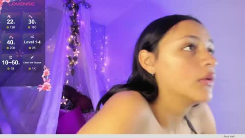 thalia_ecos online show from May 15, 6:37 pm