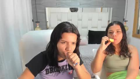 Snapshot of thalia_veyra chatting on March 1, 8:44 pm Thalia Veyra online show from March 1, 8:44 pm