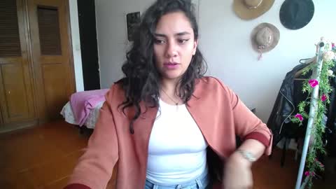    online show from February 10, 9:04 pm