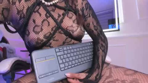 tamara gen online show from March 10, 1:21 am