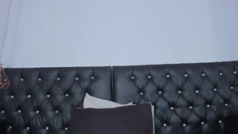 thara webstter online show from January 14, 5:45 pm