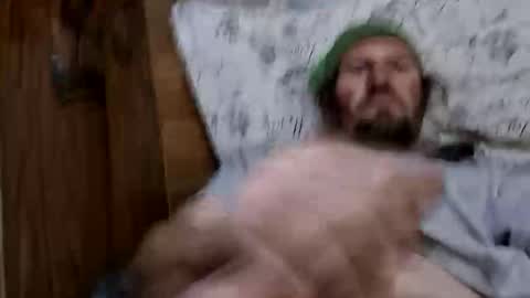 Snapshot of that1dude09 chatting on May 14, 10:22 am that1dude09 online show from May 14, 10:22 am